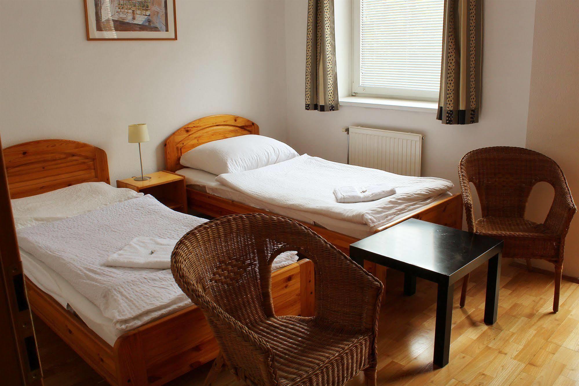 Boulevard Panzio - Self Check-in 3* Budapest