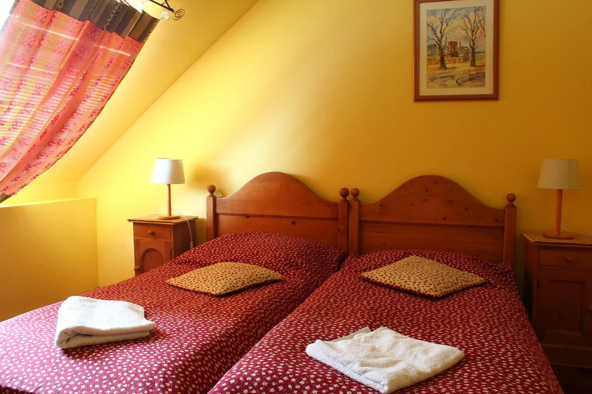 Boulevard Panzio - Self Check-in 3* Boedapest