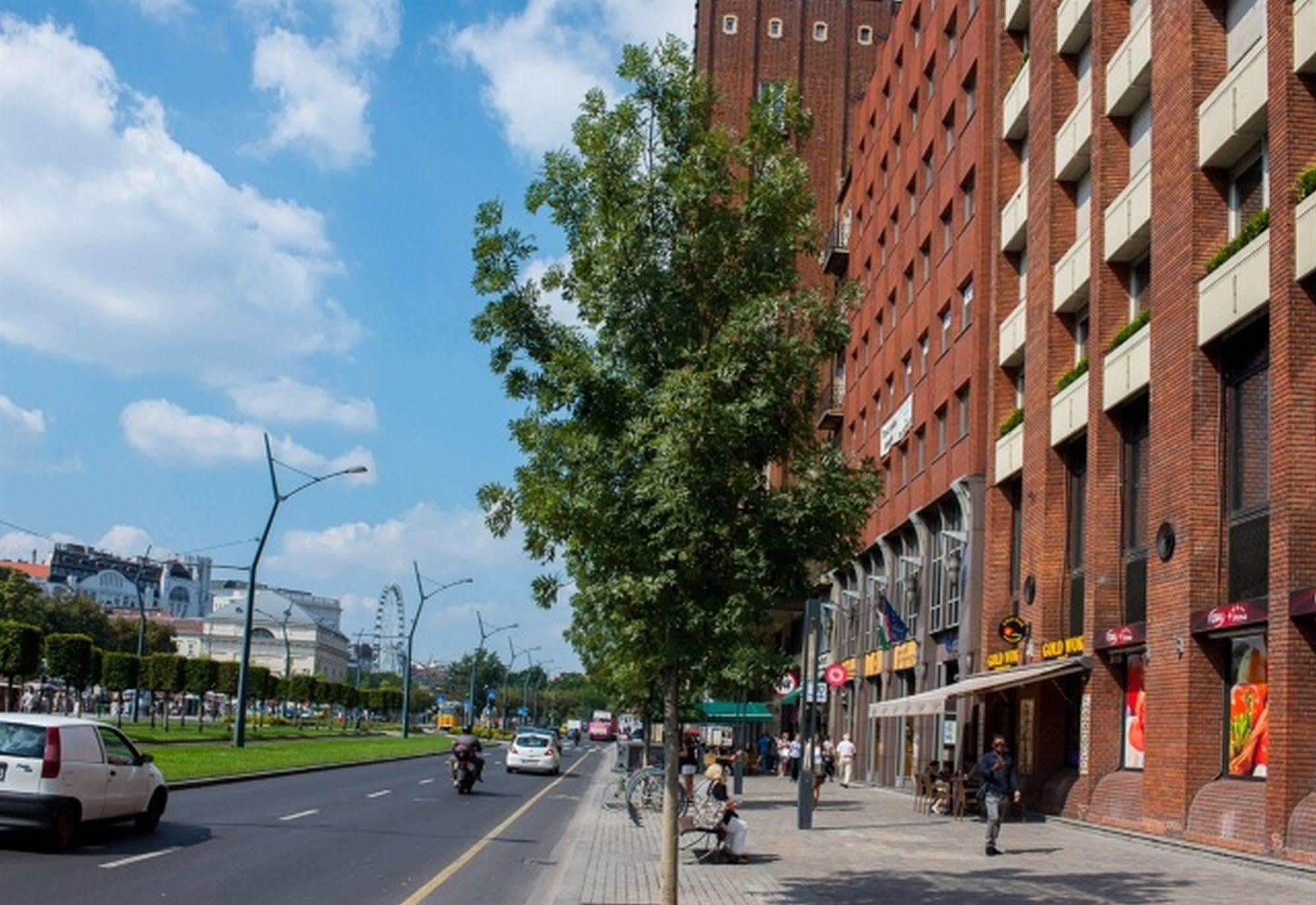 Florin Apartmanhotel 3*