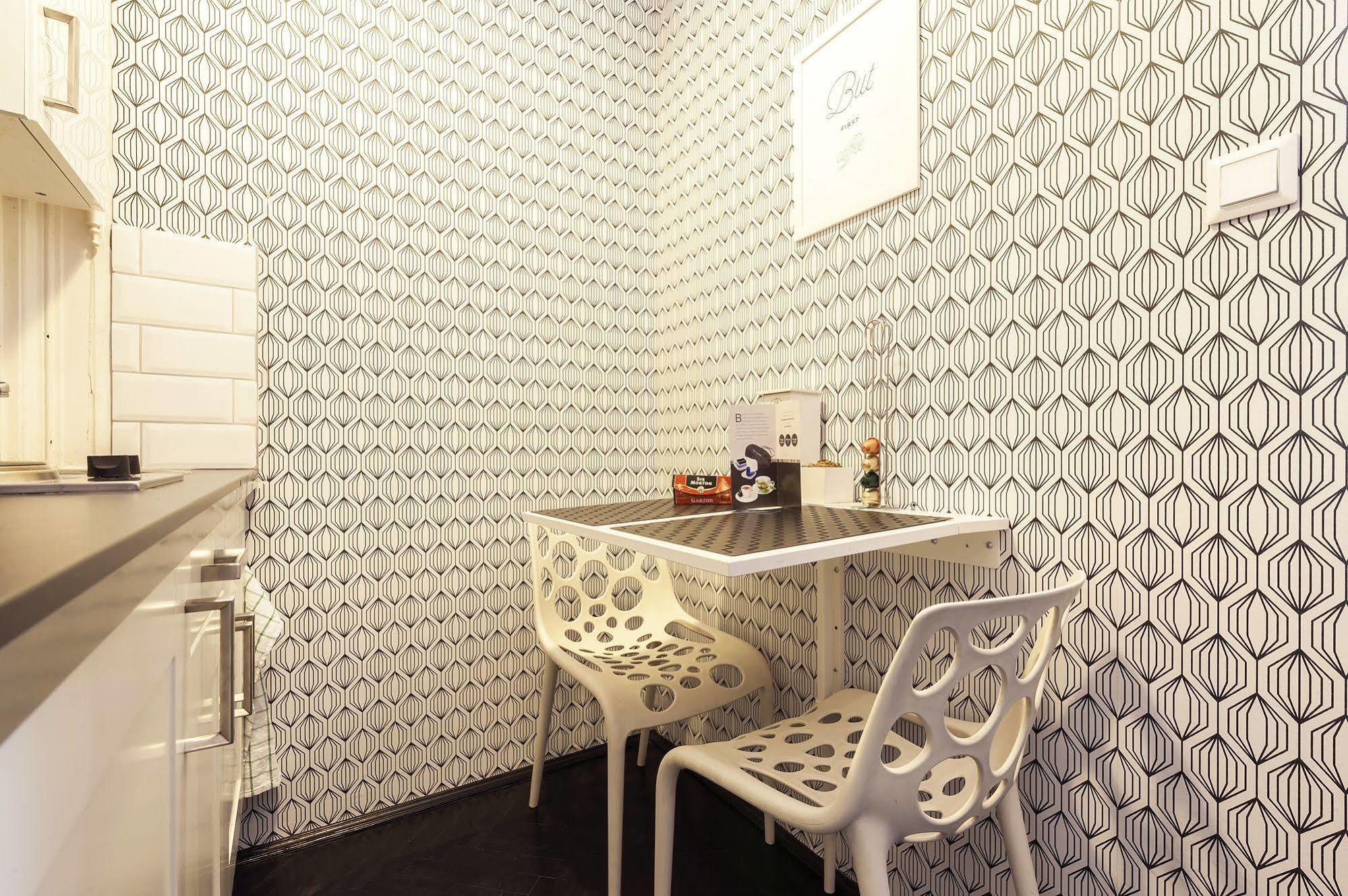 Play Apartamento Budapest