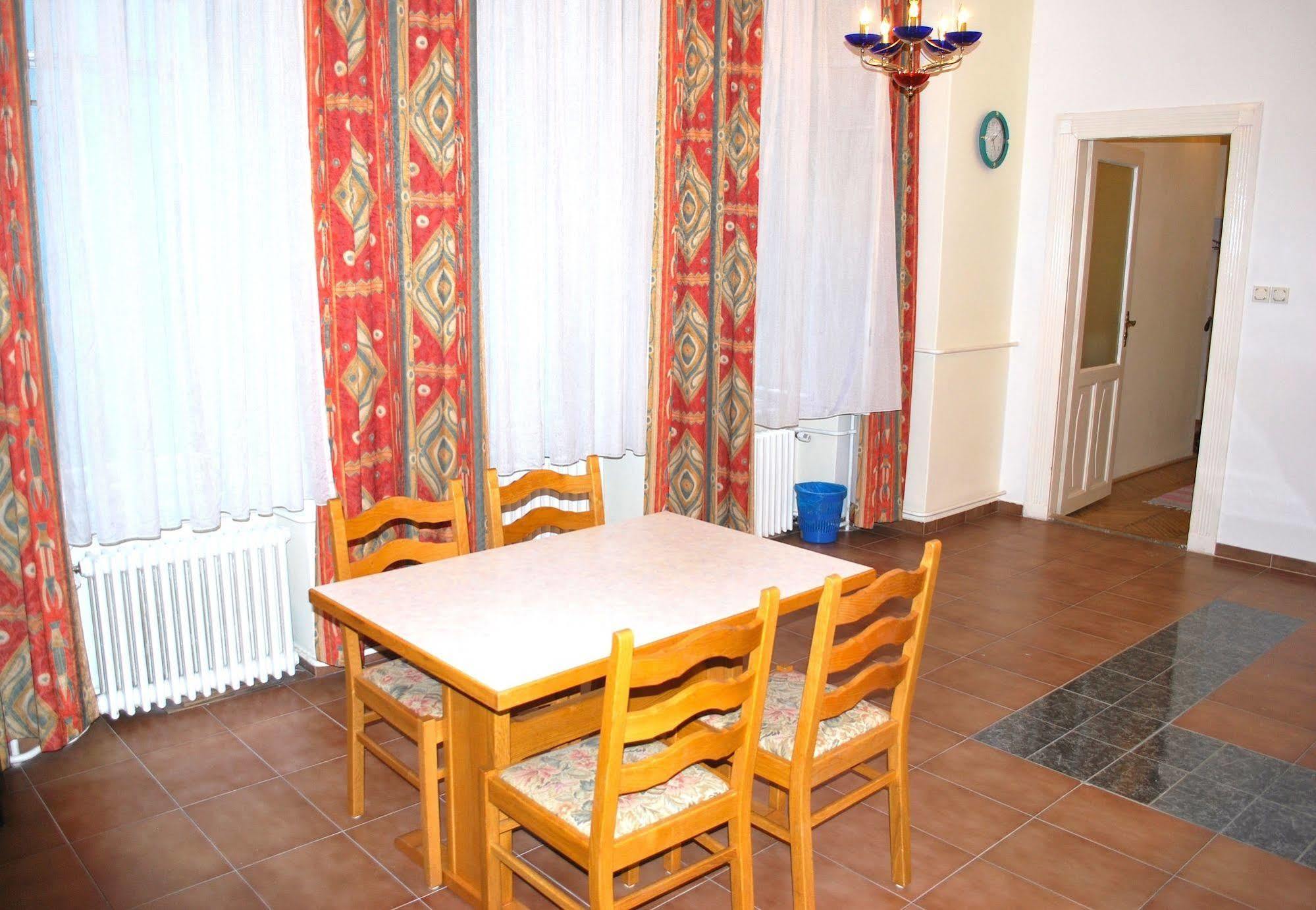 Nocleg ze śniadaniem Anabelle Bed And Budapeszt