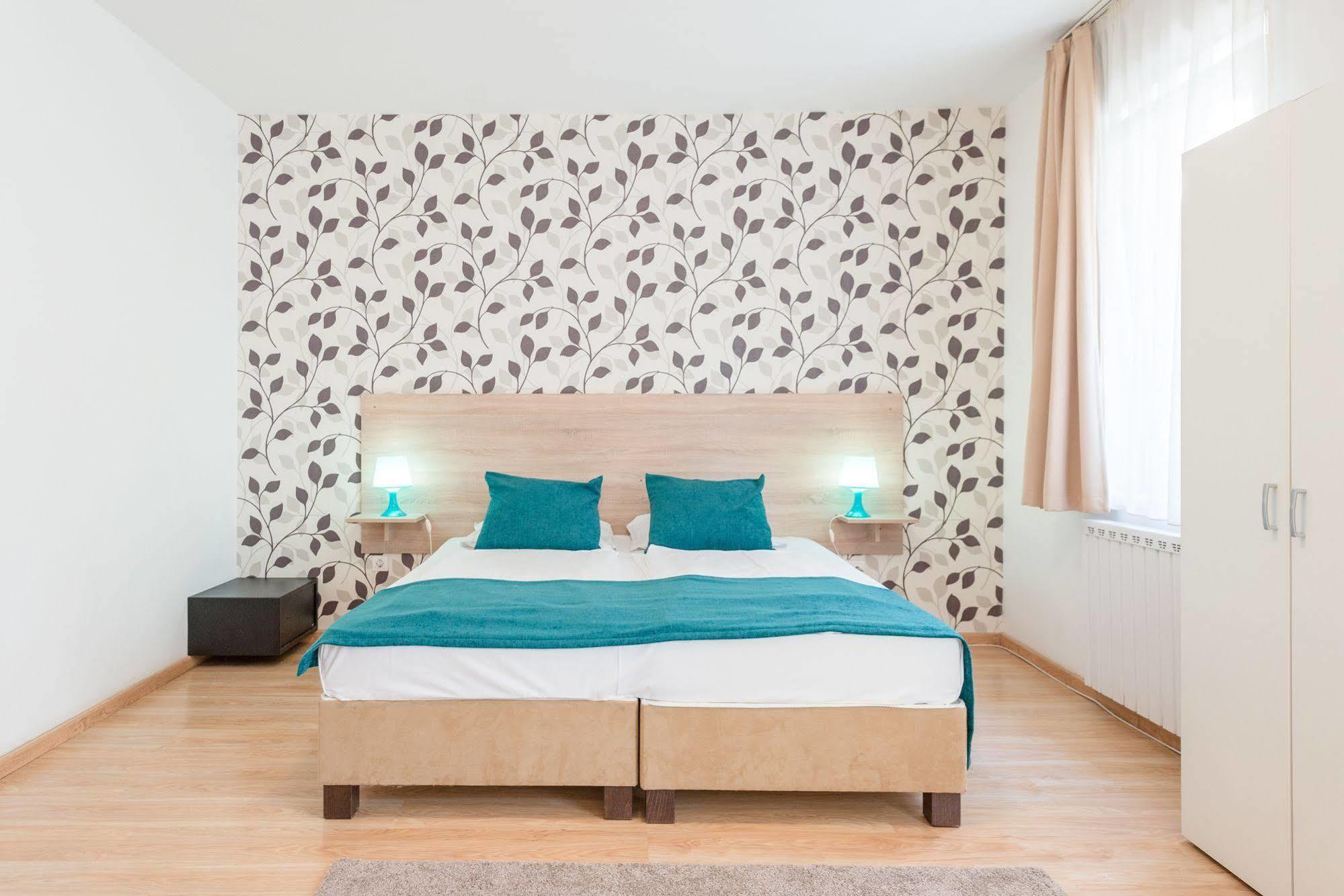 Prince Apartments Hotel apartamentowy 3*
