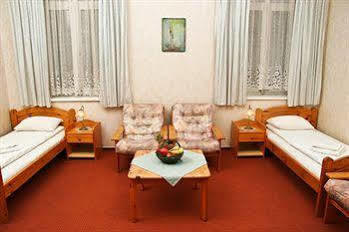 Manzard Panzio Bed and breakfast 3*