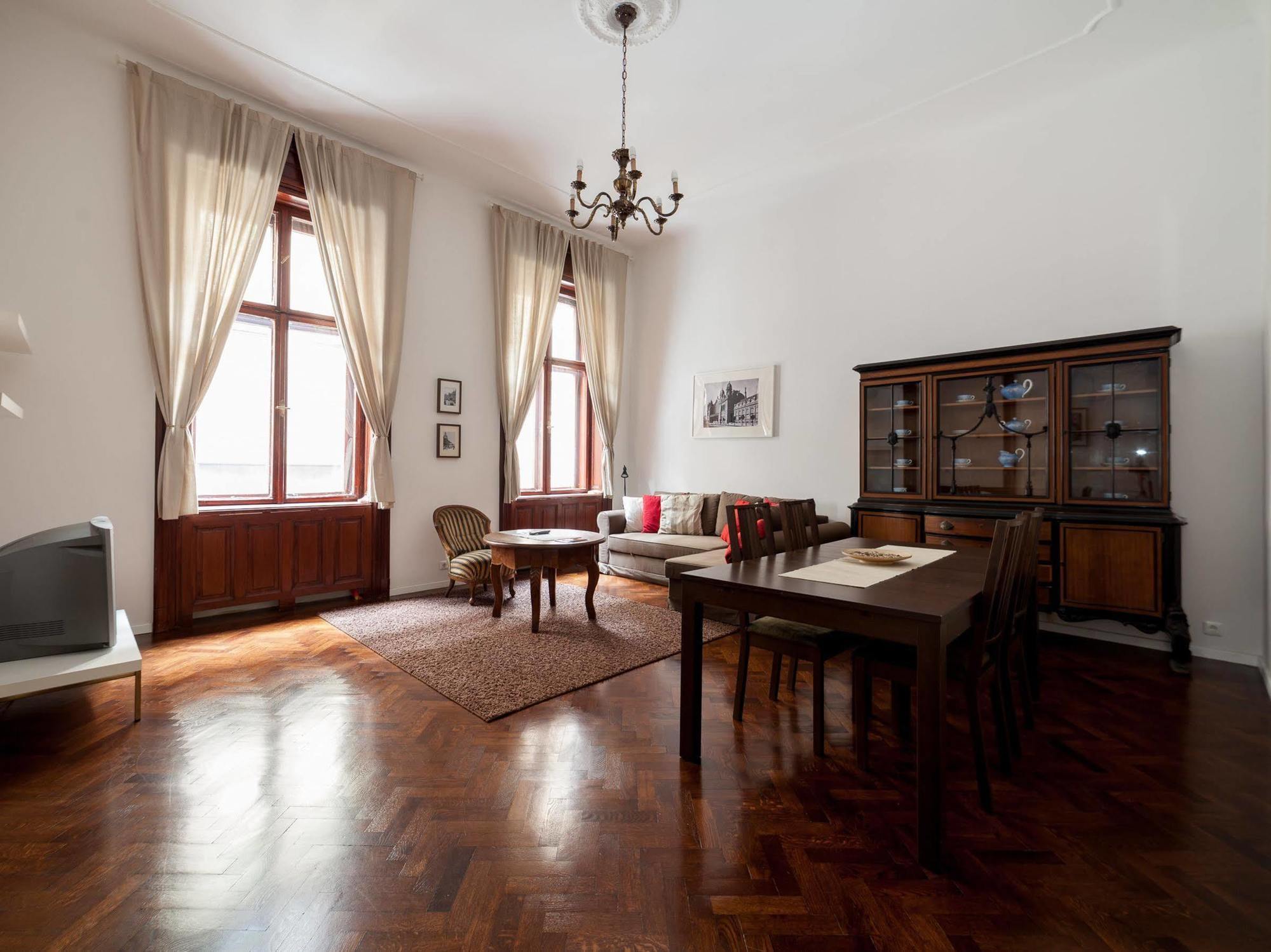 Kadar Appartamento Budapest