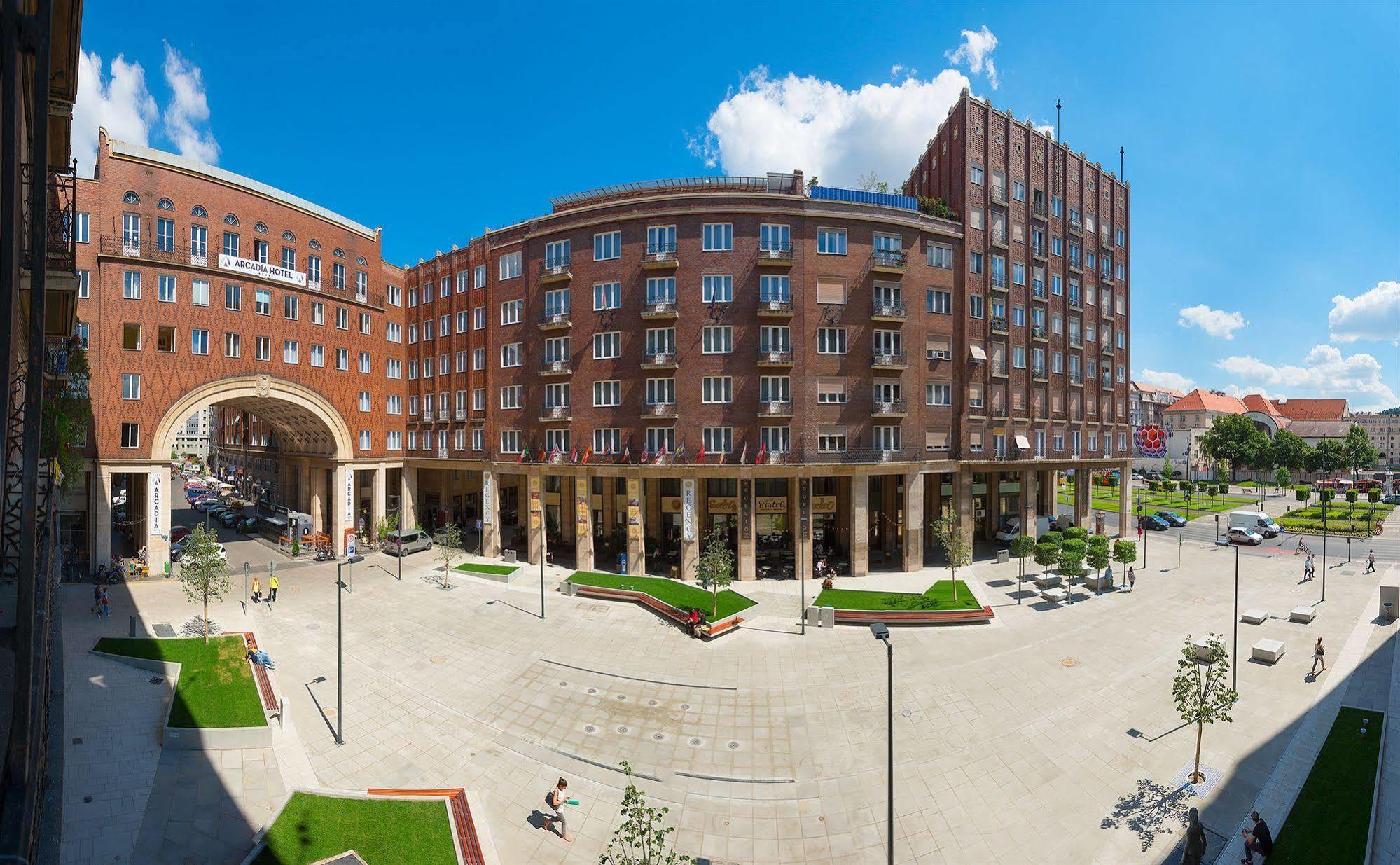 Arcadia Hotel