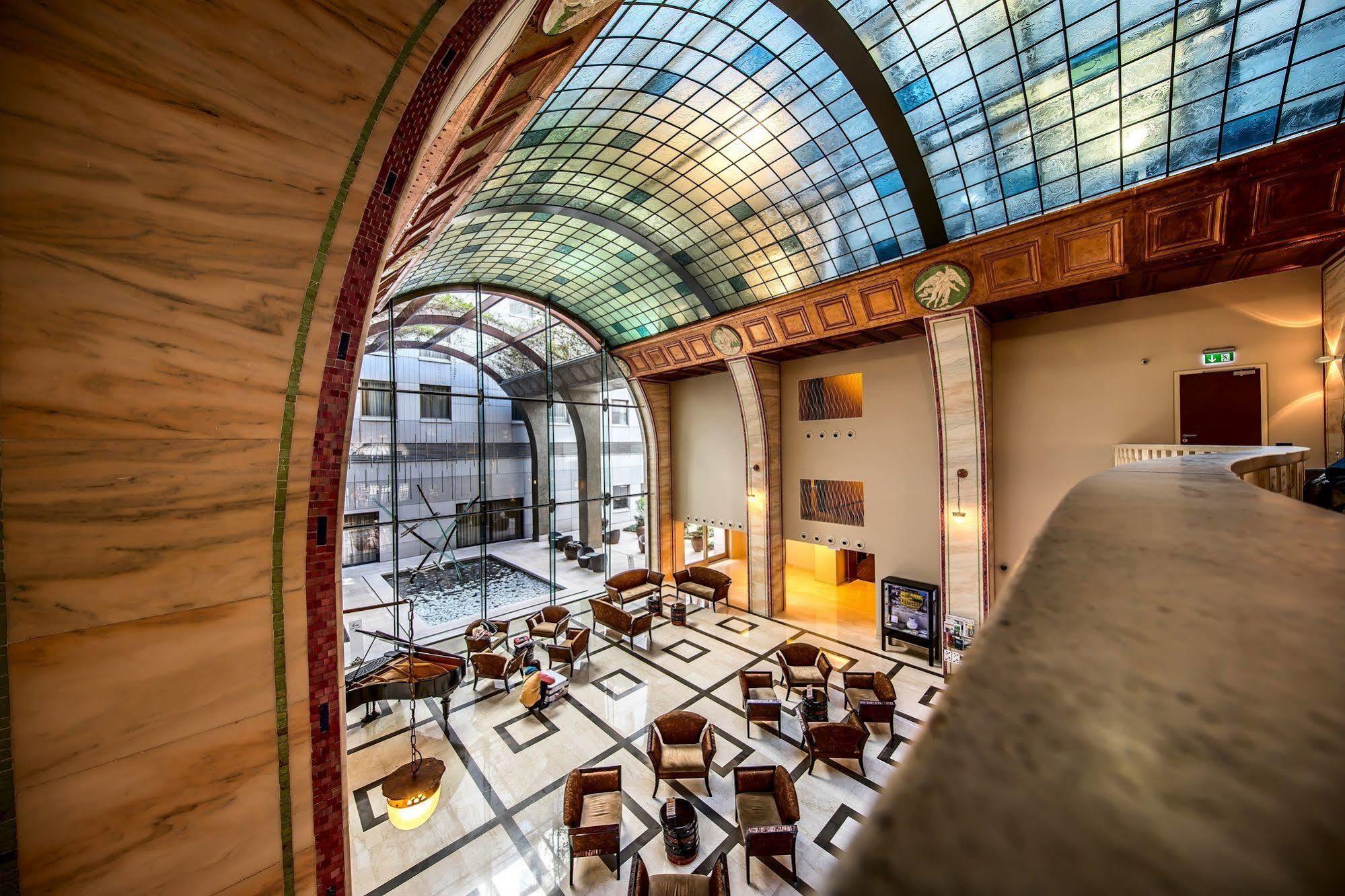 Continental 4*
