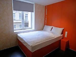 Easyhotel Oktogon 3* Budapest