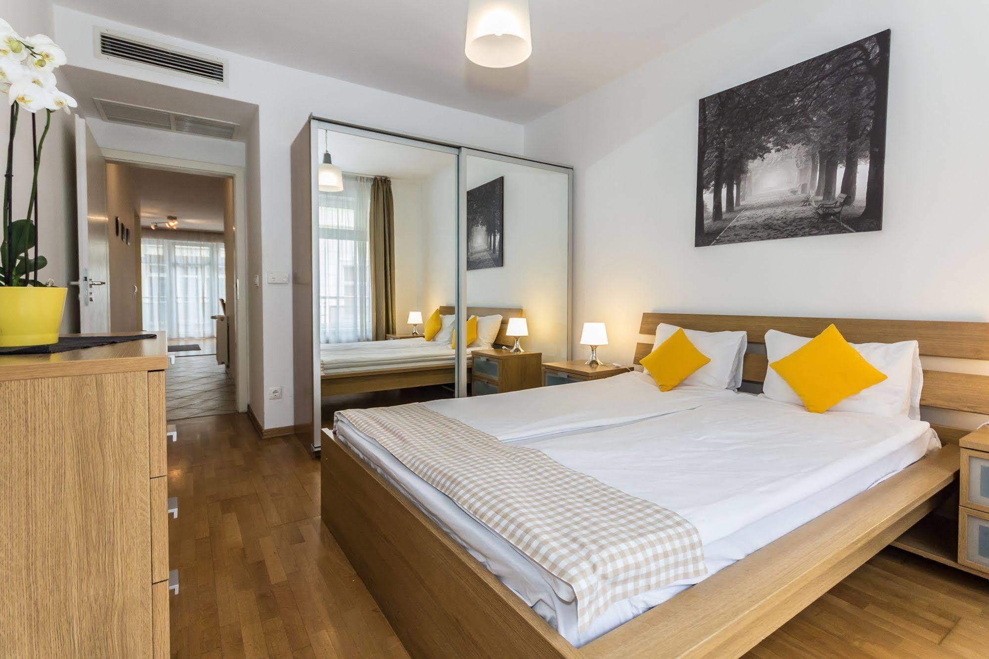 Apartahotel Madison