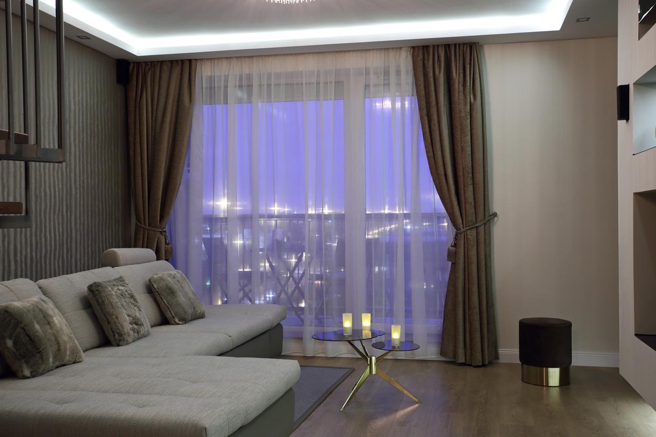 Skyline Penthouse By Ahg Apartament *