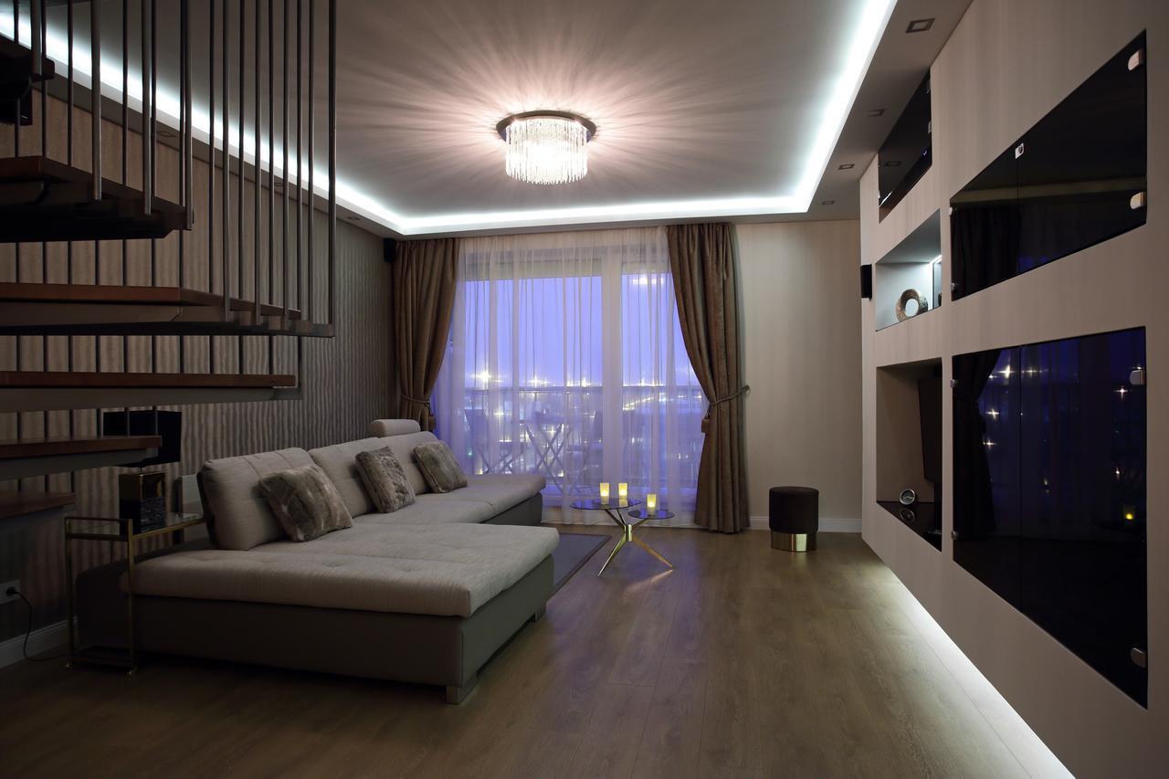 Skyline Penthouse By Ahg Apartament