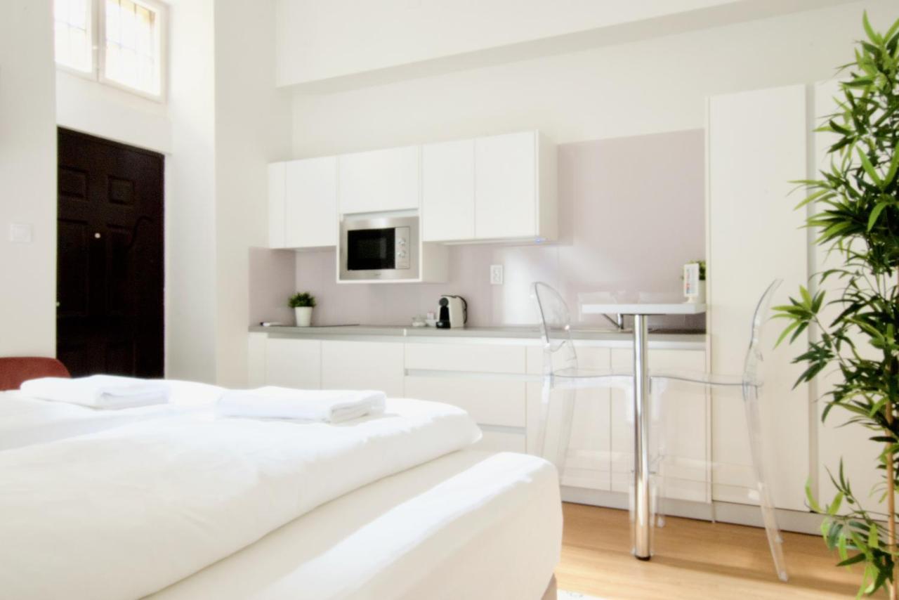 Europest Luxury *