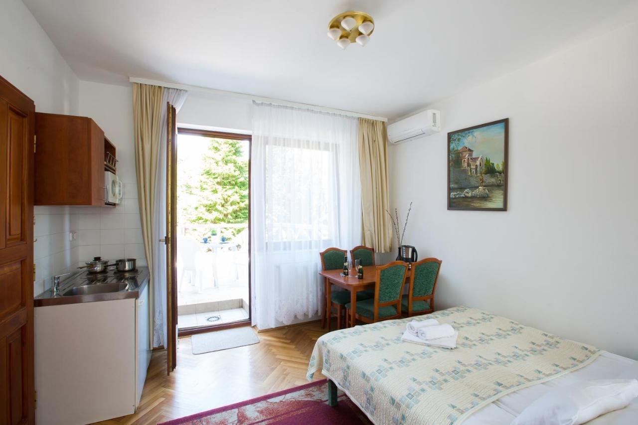 Helios Hotel 3*