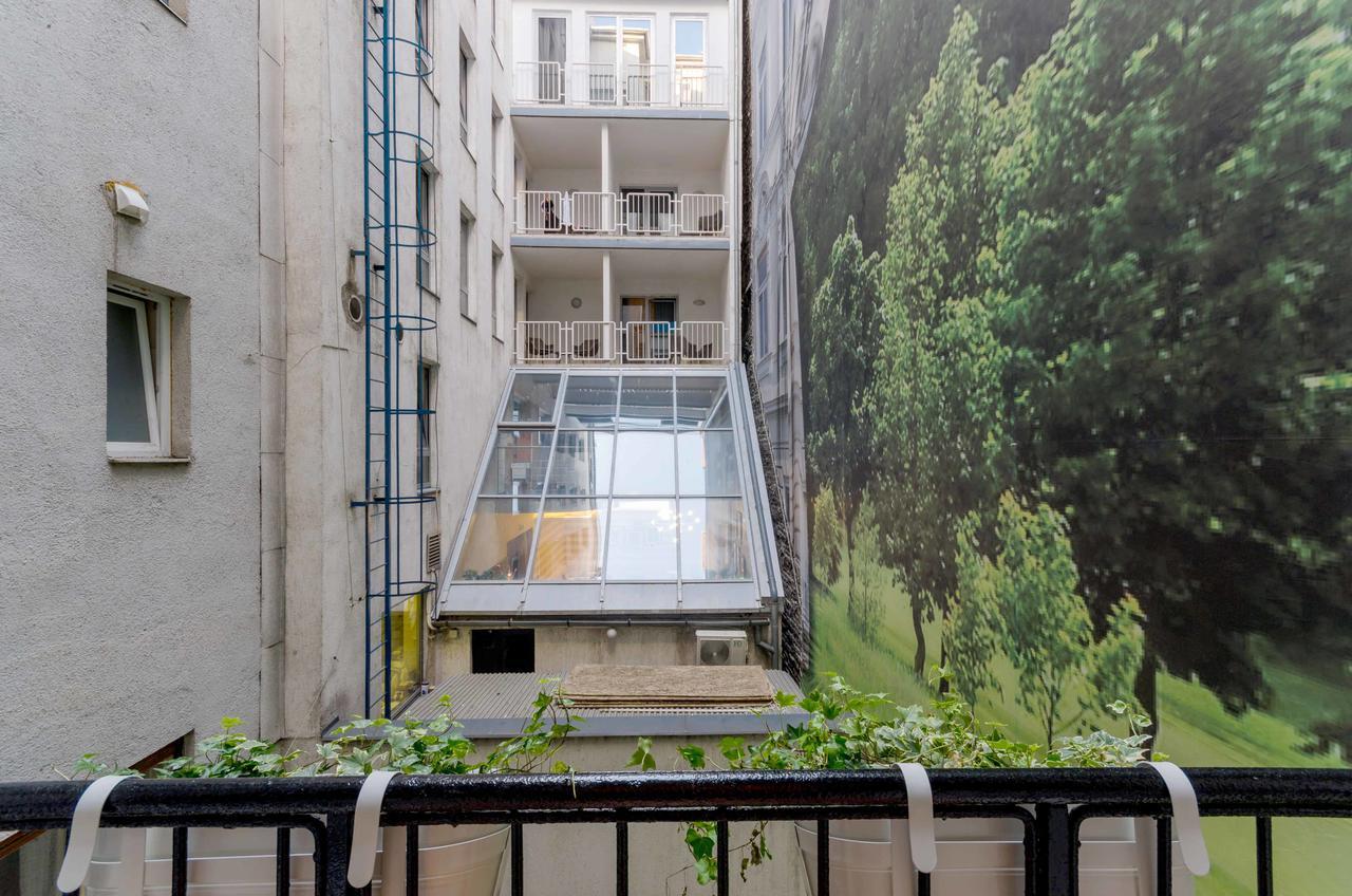 Okra Budapest