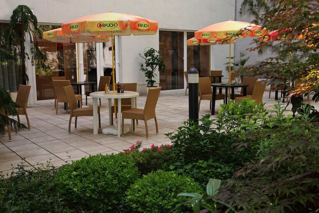Nexto Dormero 4*