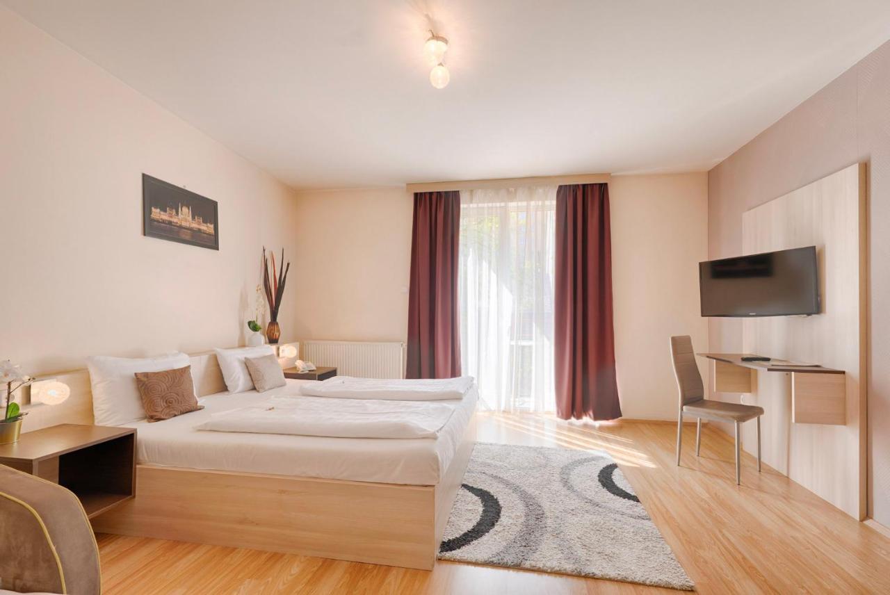 Hotell Triple M 3*