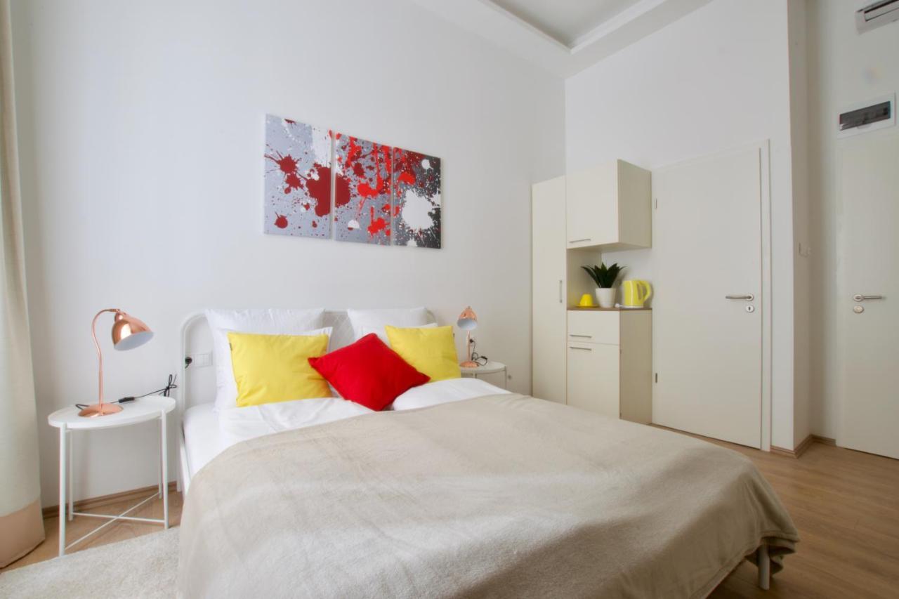 St King 11 By Hi5 * Budapest