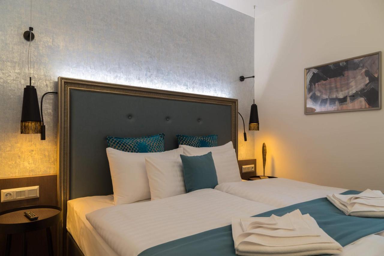 Memories Hotel