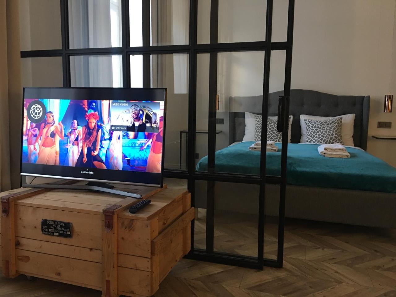 The Deak Cube