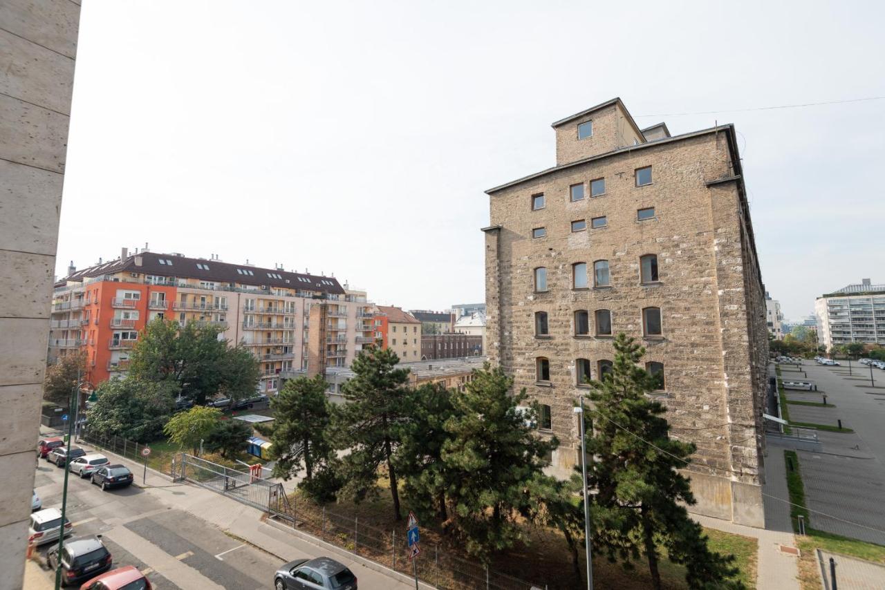 Loft Studio Dandar With Free Parking Apartment Budapest