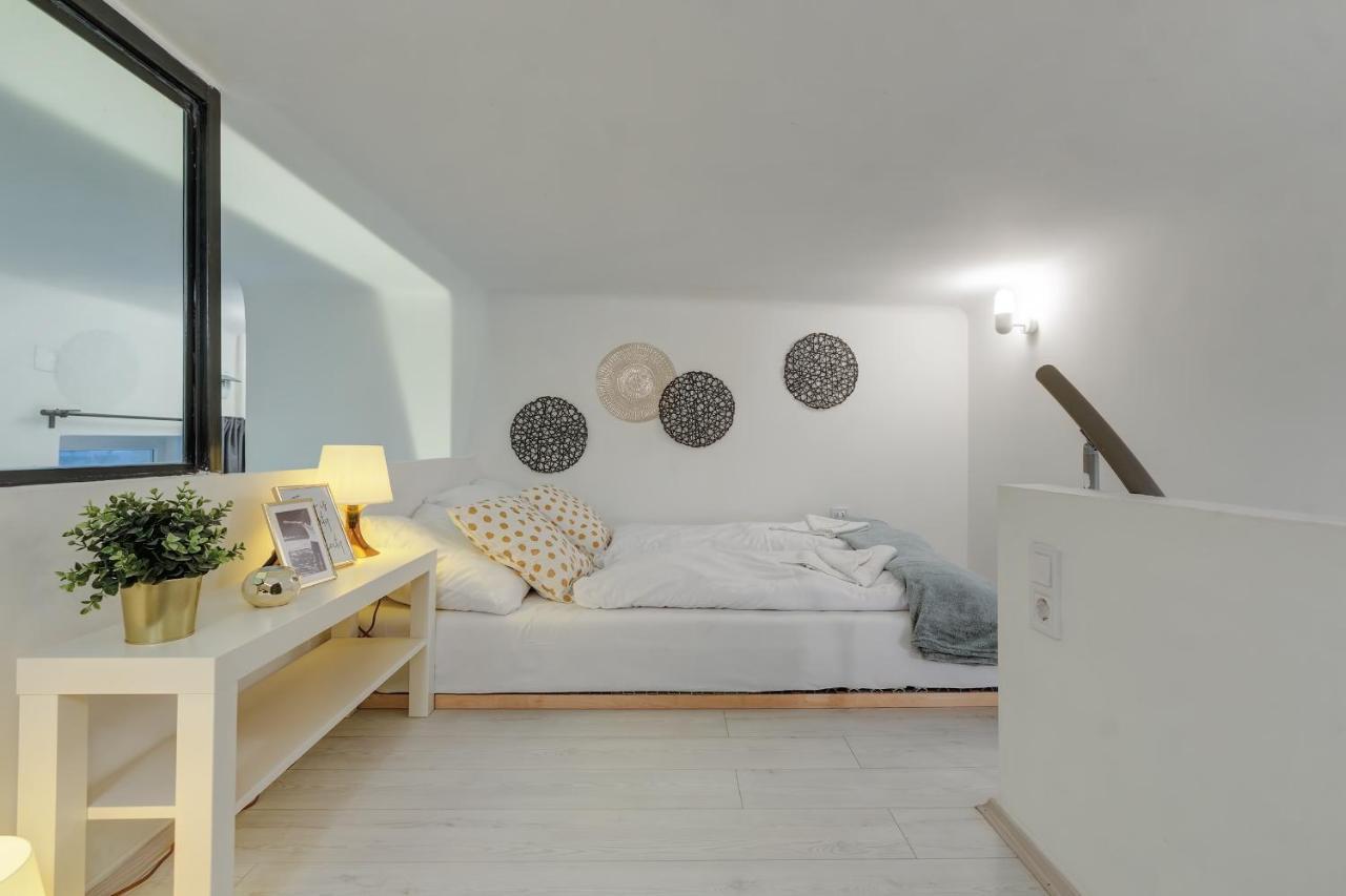 Stylish Westend Apartment *