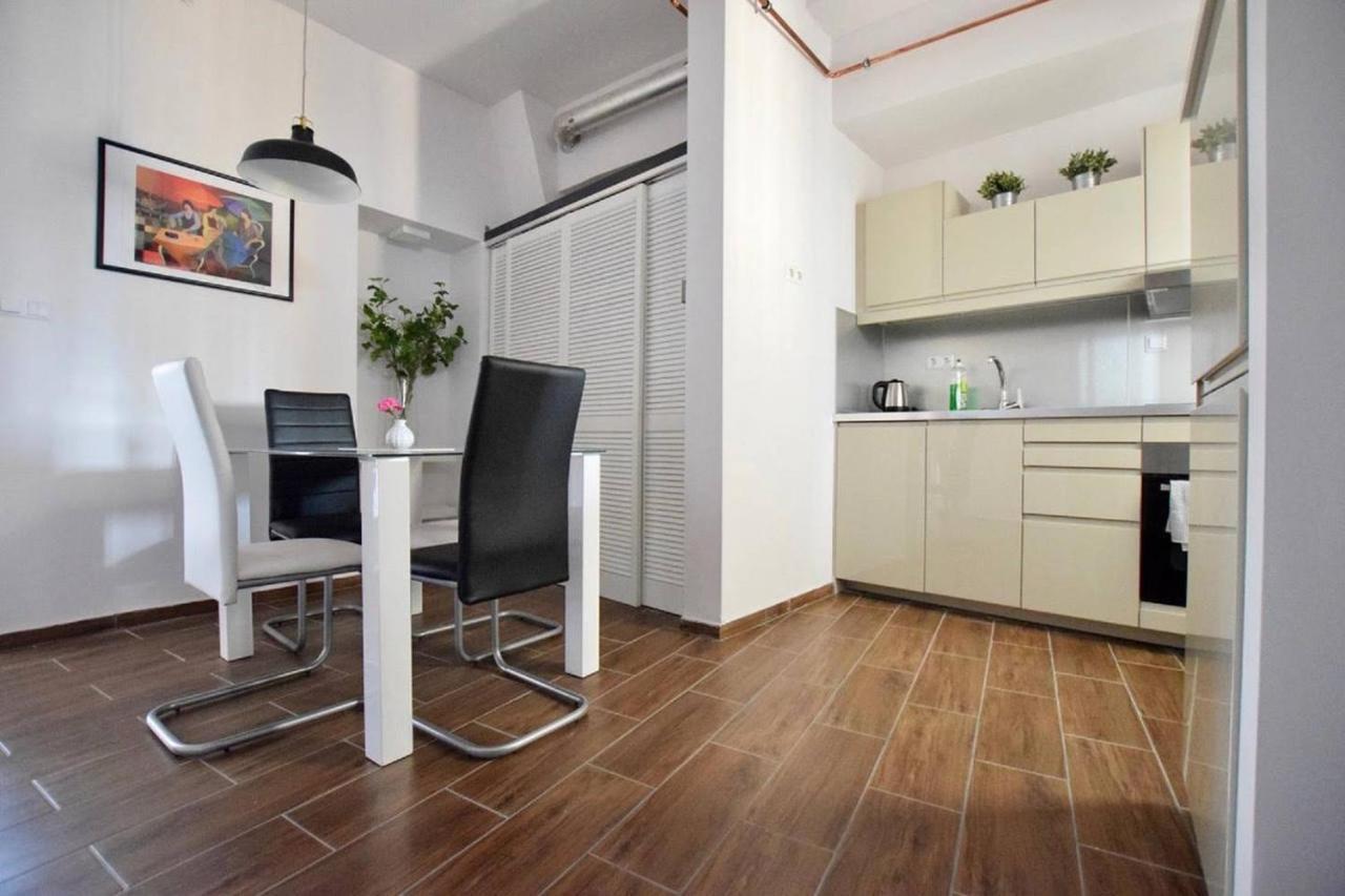 Era Nyugati Square Best View Ever Apartman
