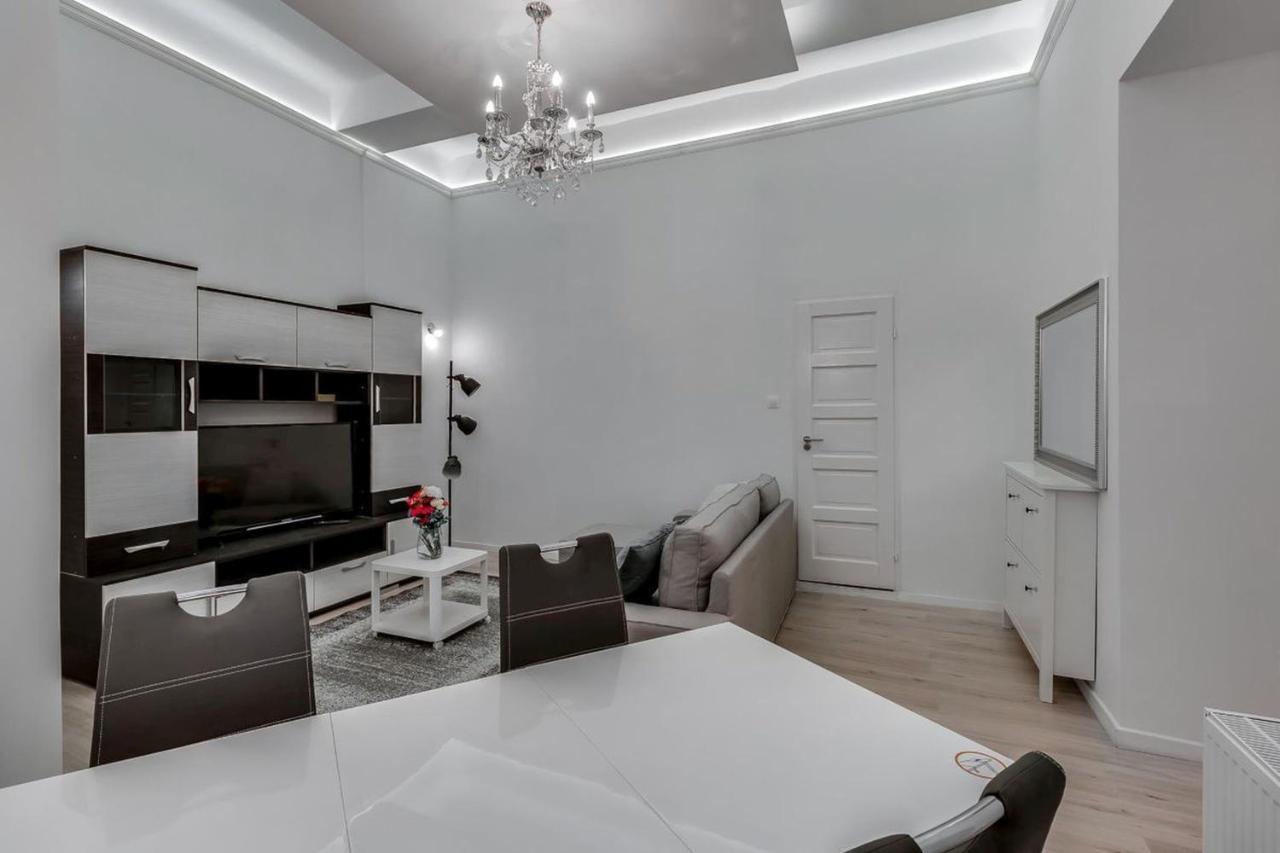 Pelicanstay At 5th District Appartamento Budapest