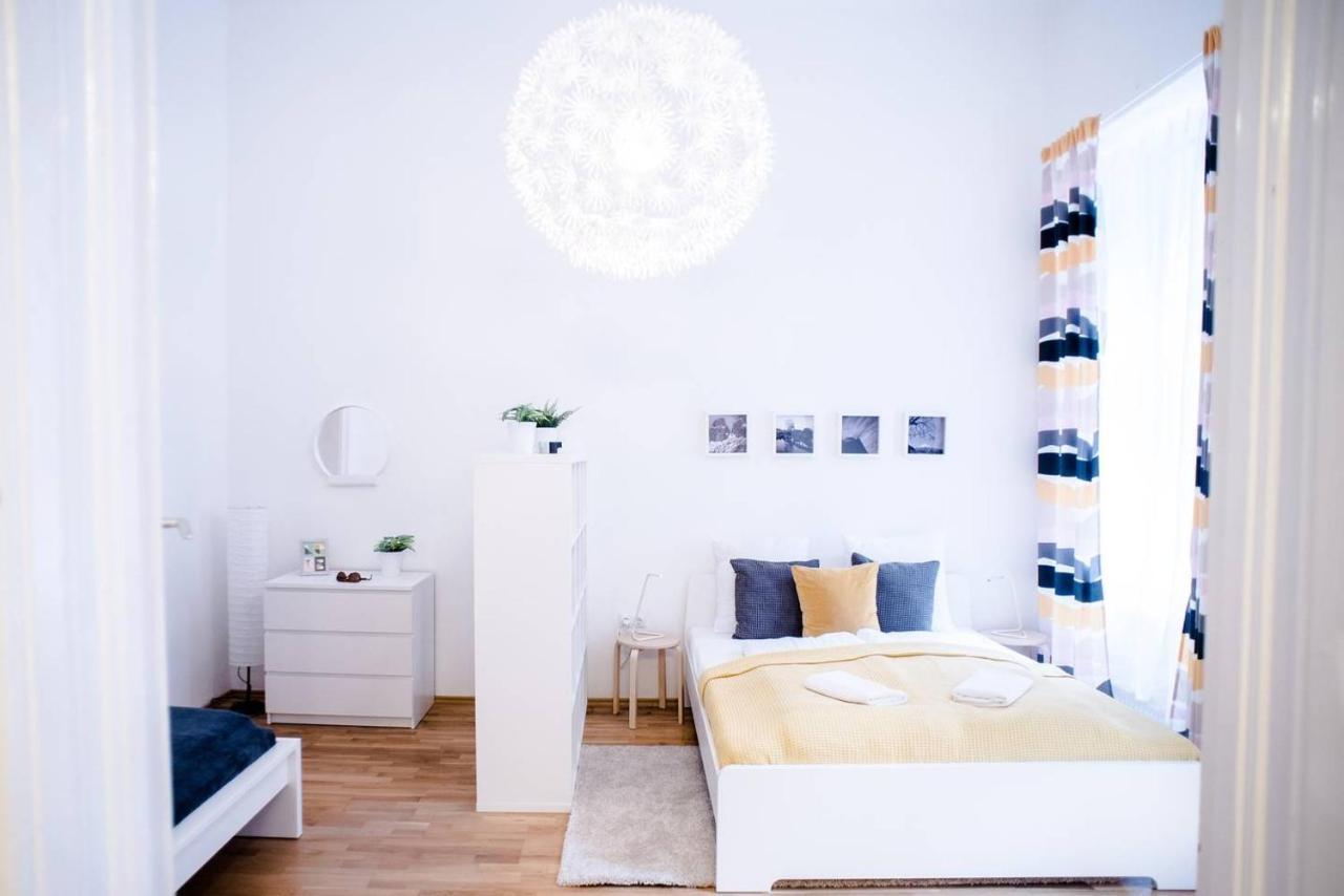 Apartamento Huge, Central For 8 People Budapest