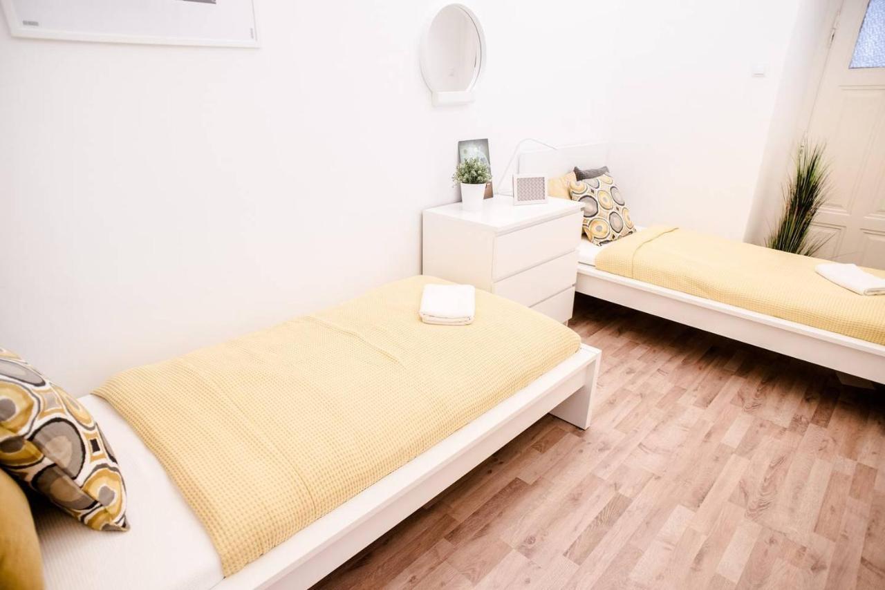 Apartamento Huge, Central For 8 People Budapest