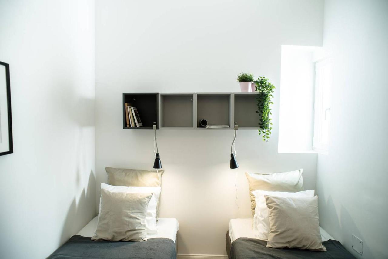 Very Central, New And Comfy With A/c * Budapest