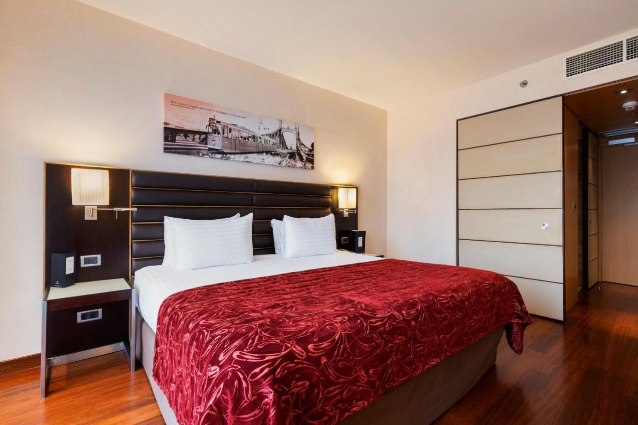 Eurostars Center Hotel 4*