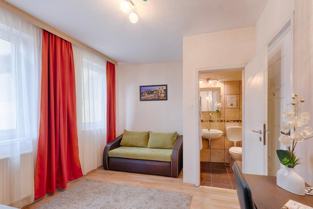 Hotell Triple M Budapest