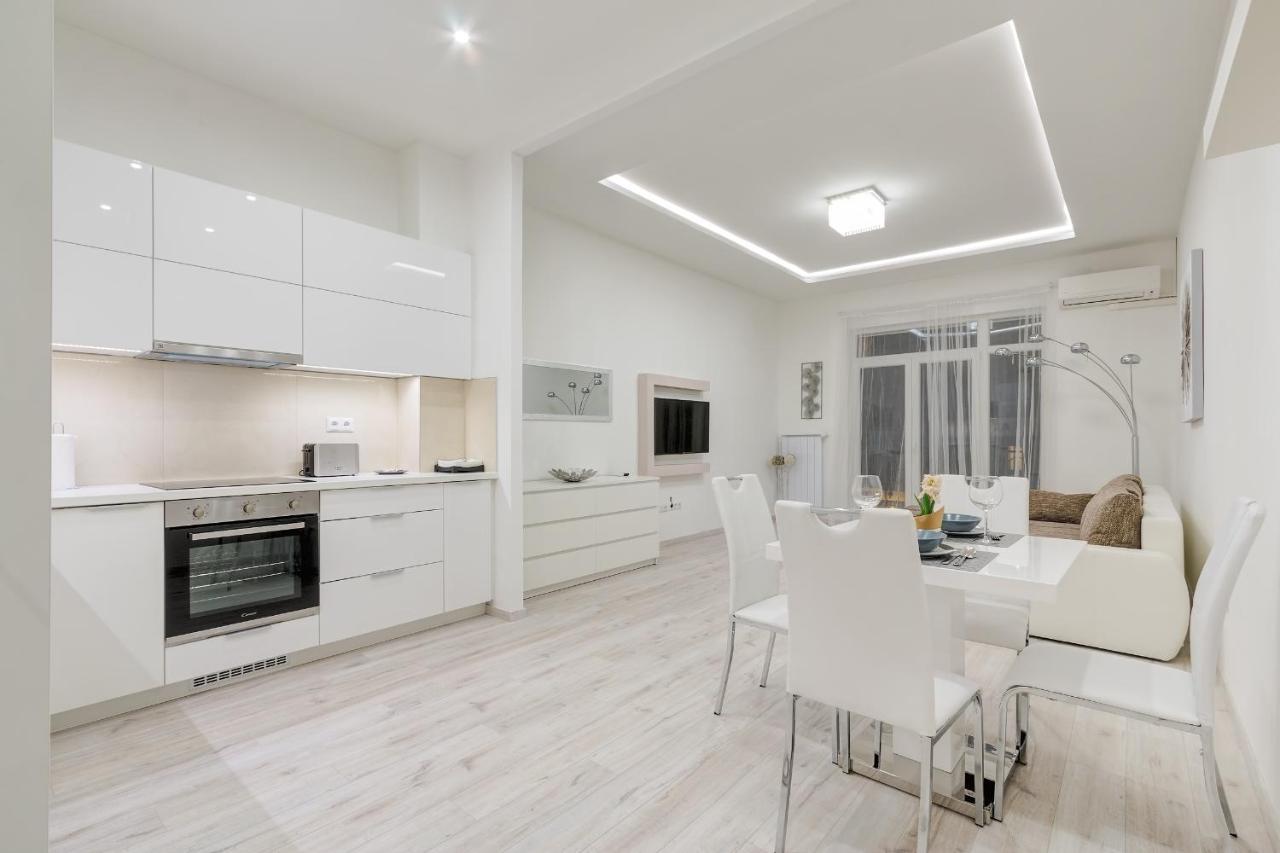 D.five Kiraly Street Superior With View Apartment