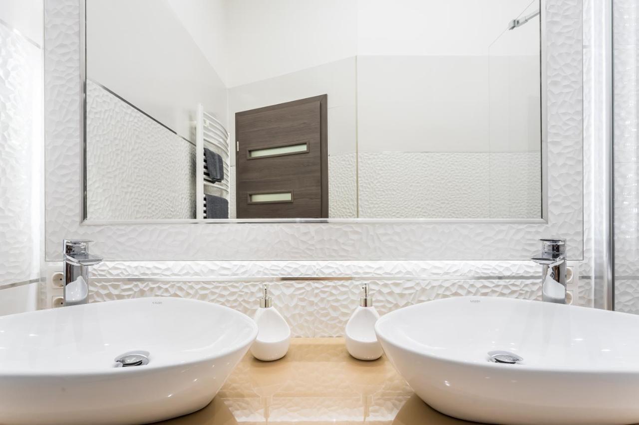 Apartamento Luxury With Free Garage And Balcony In The Center Budapest