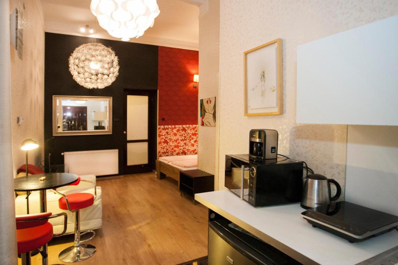Apartment Inviting Flat In The Heart Of Town
