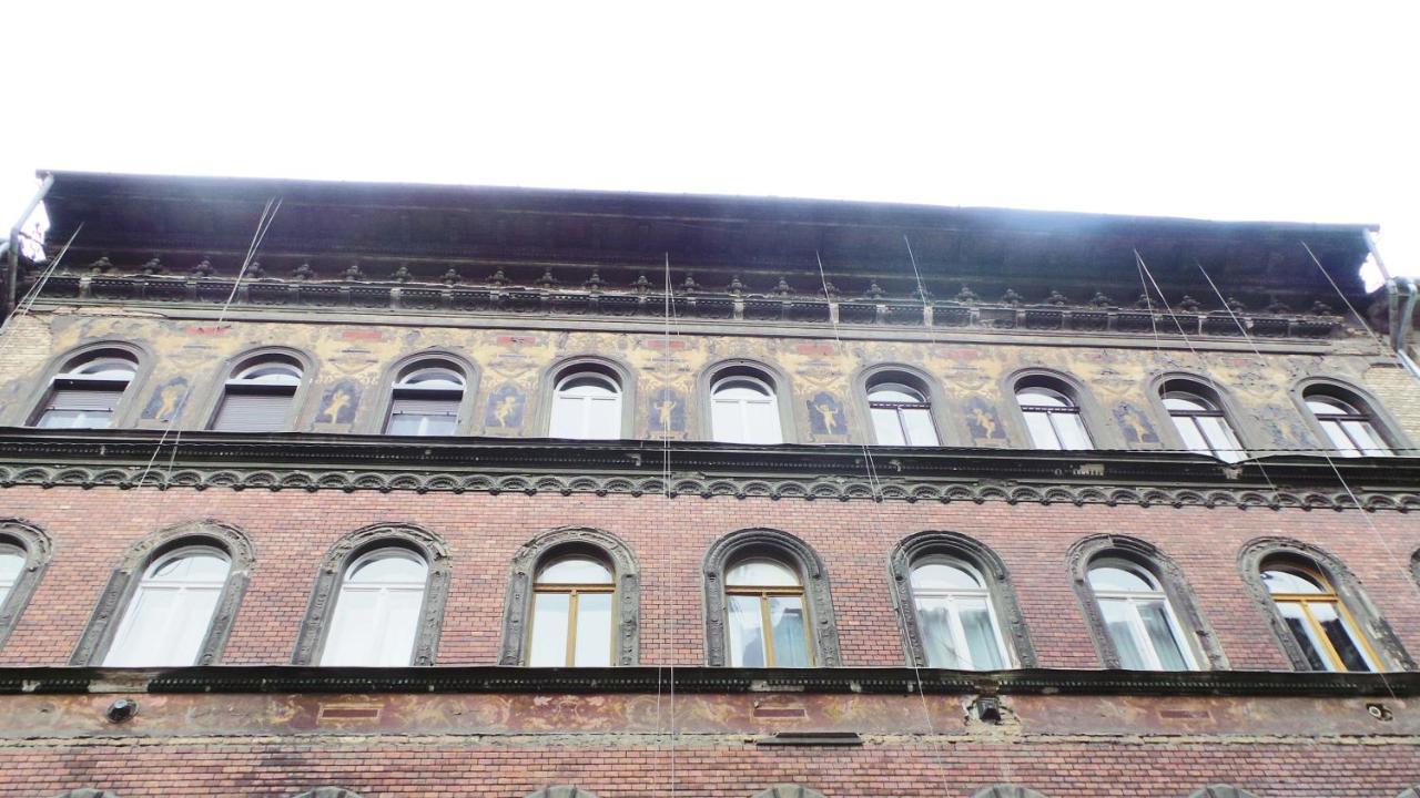 Apartment O Utca