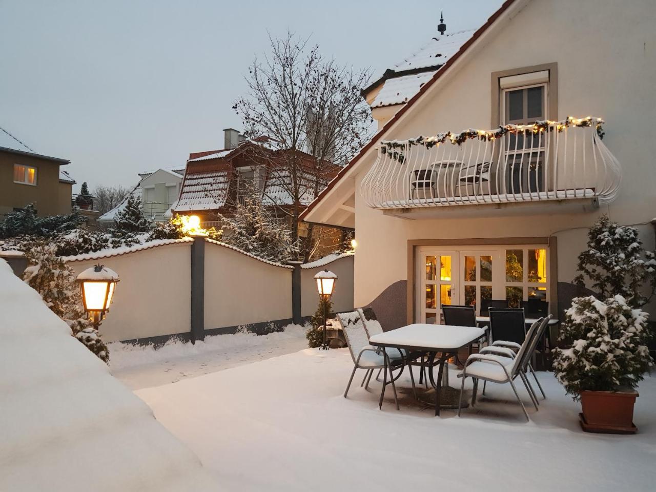 Passzio Panzio Penzión pre hostí 3*