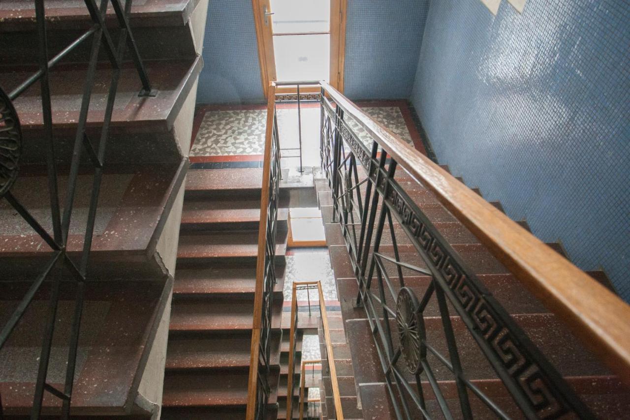 Christine-2 Bedrooms In The Downtown