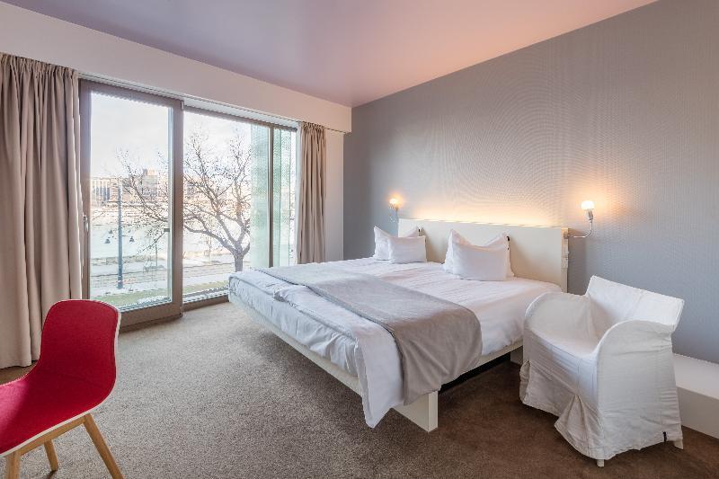 Lanchid 19 Design Hotel