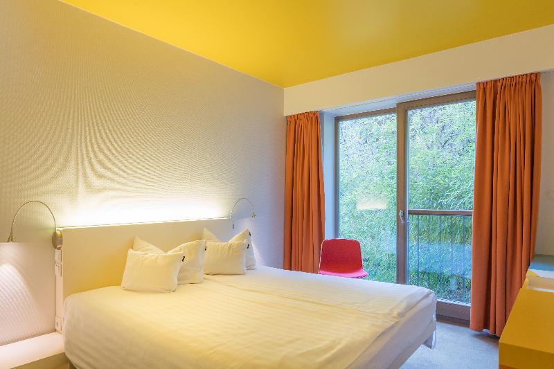 Lanchid 19 Design Hotel 4*