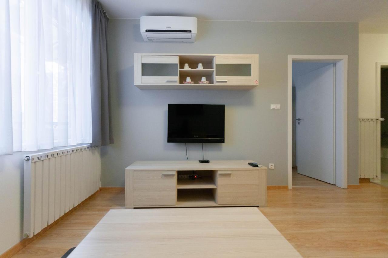 Maple Tree Budget Apartment *
