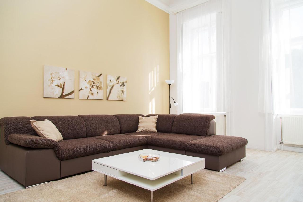 Pelicanstay At Riverside Danube * Budapest
