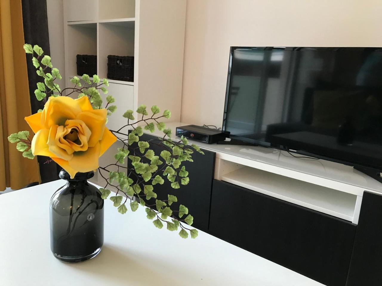 Corvin Park Apartment *
