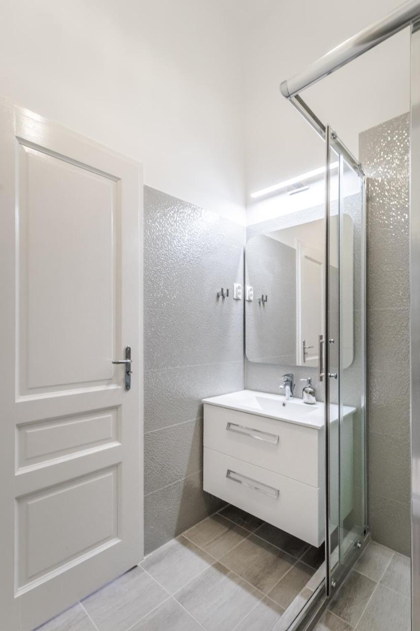 Apartman Riverside Molnar26 *