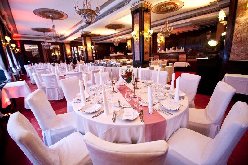Danubius Astoria City Center 4*