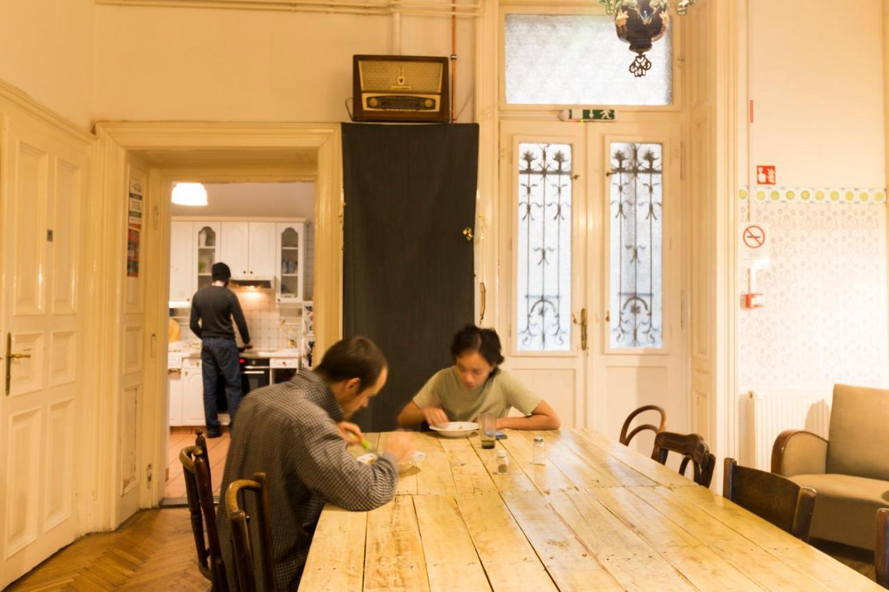 Baroque & Coworking Vandrarhem