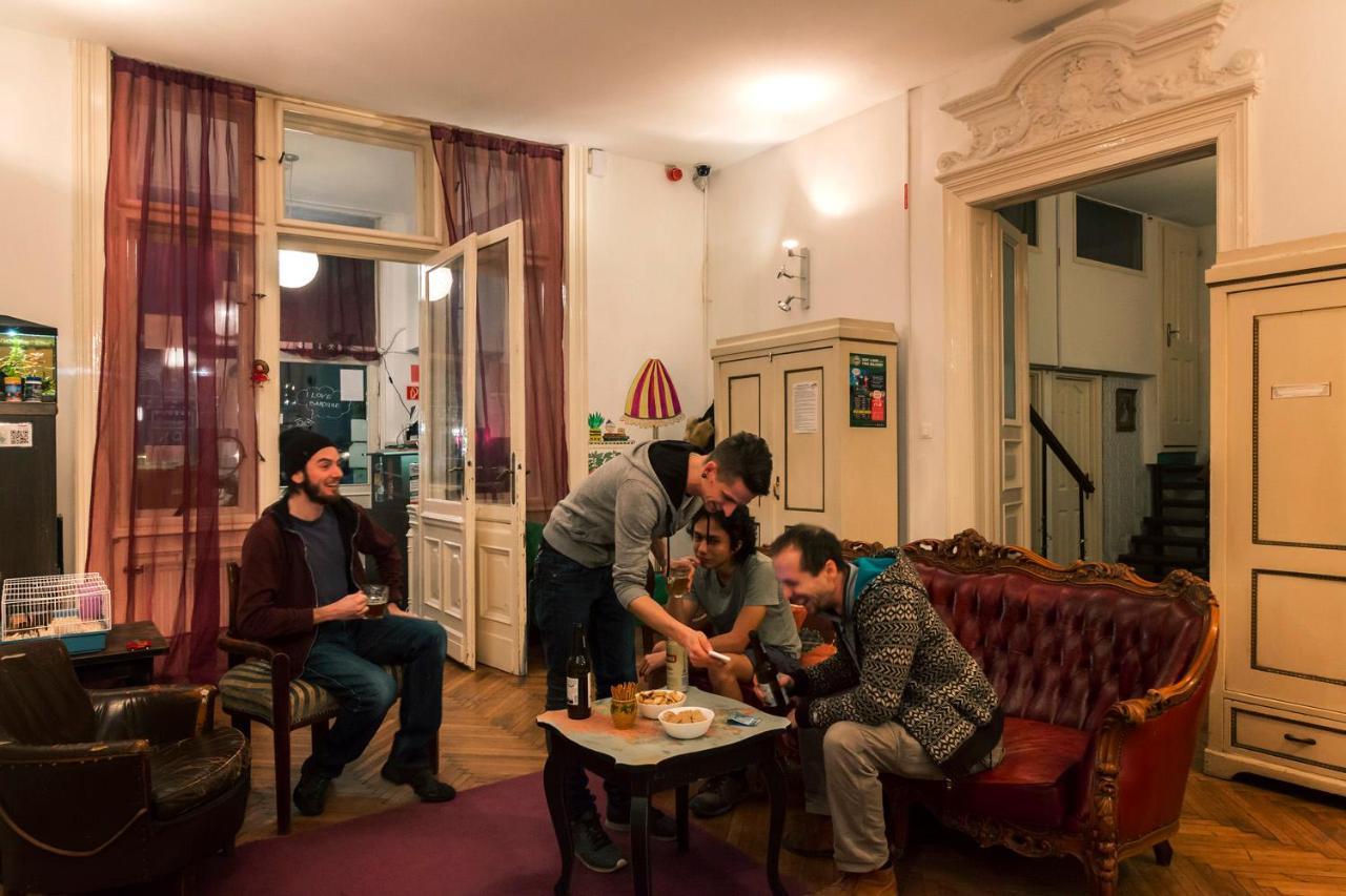 Baroque & Coworking Vandrarhem