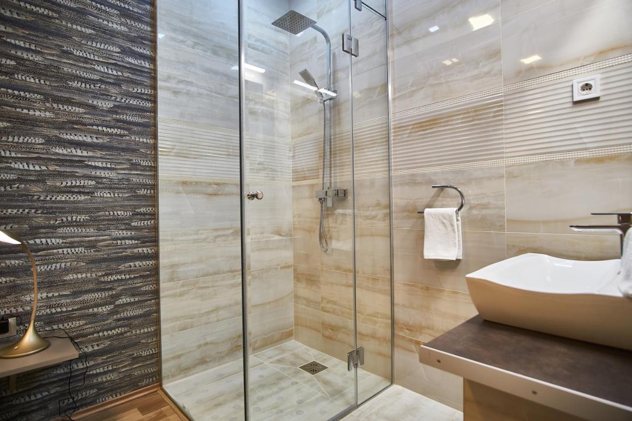 Apartment K51 |
