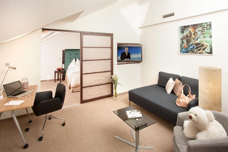 Starlight Hotel 4*