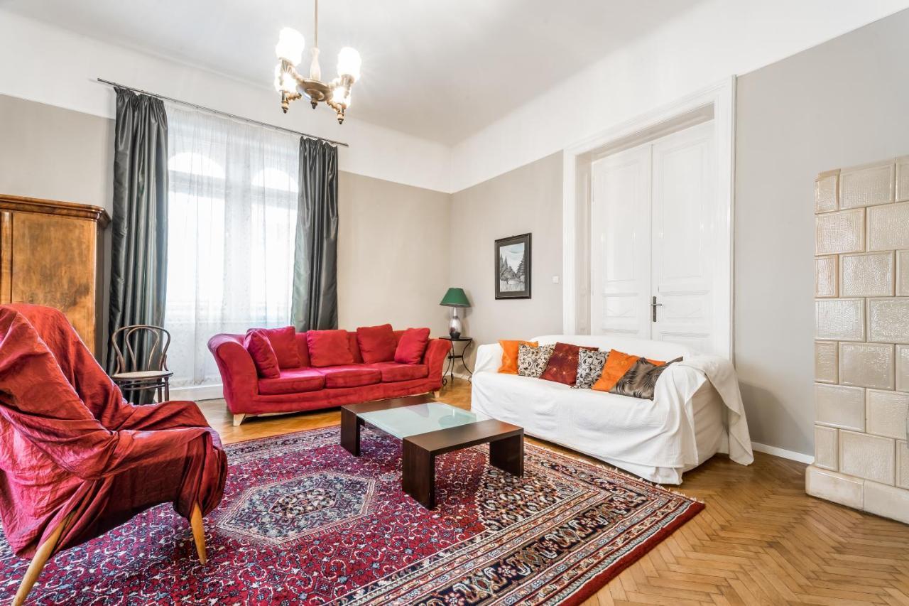 Apartamento Berta - 4 Bedrooms, 3 Baths Budapest