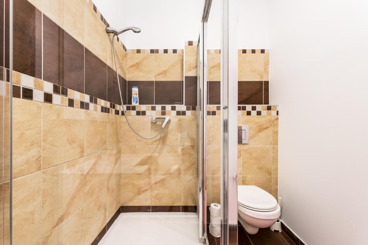 Berta - 4 Bedrooms, 3 Baths Budapest